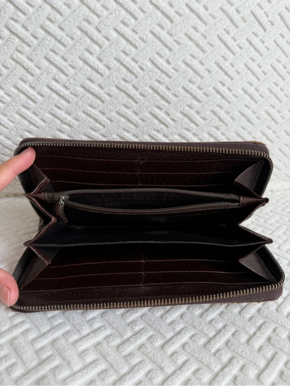 Gucci Tan/Brown GG Canvas Zip Wallet